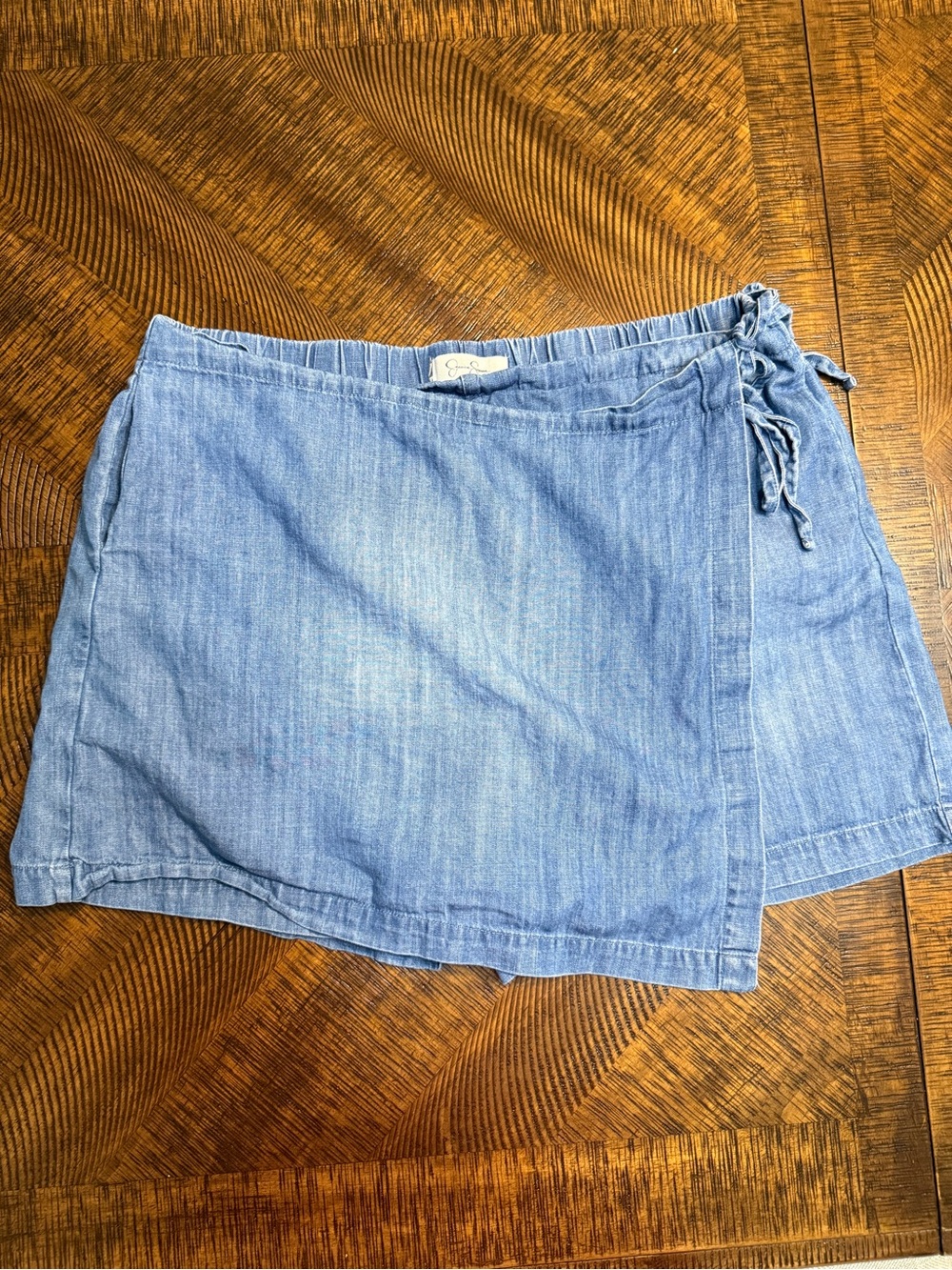 Jessica Simpson Chambray Wrap Shorts - Women's L - Drawstring Waist
